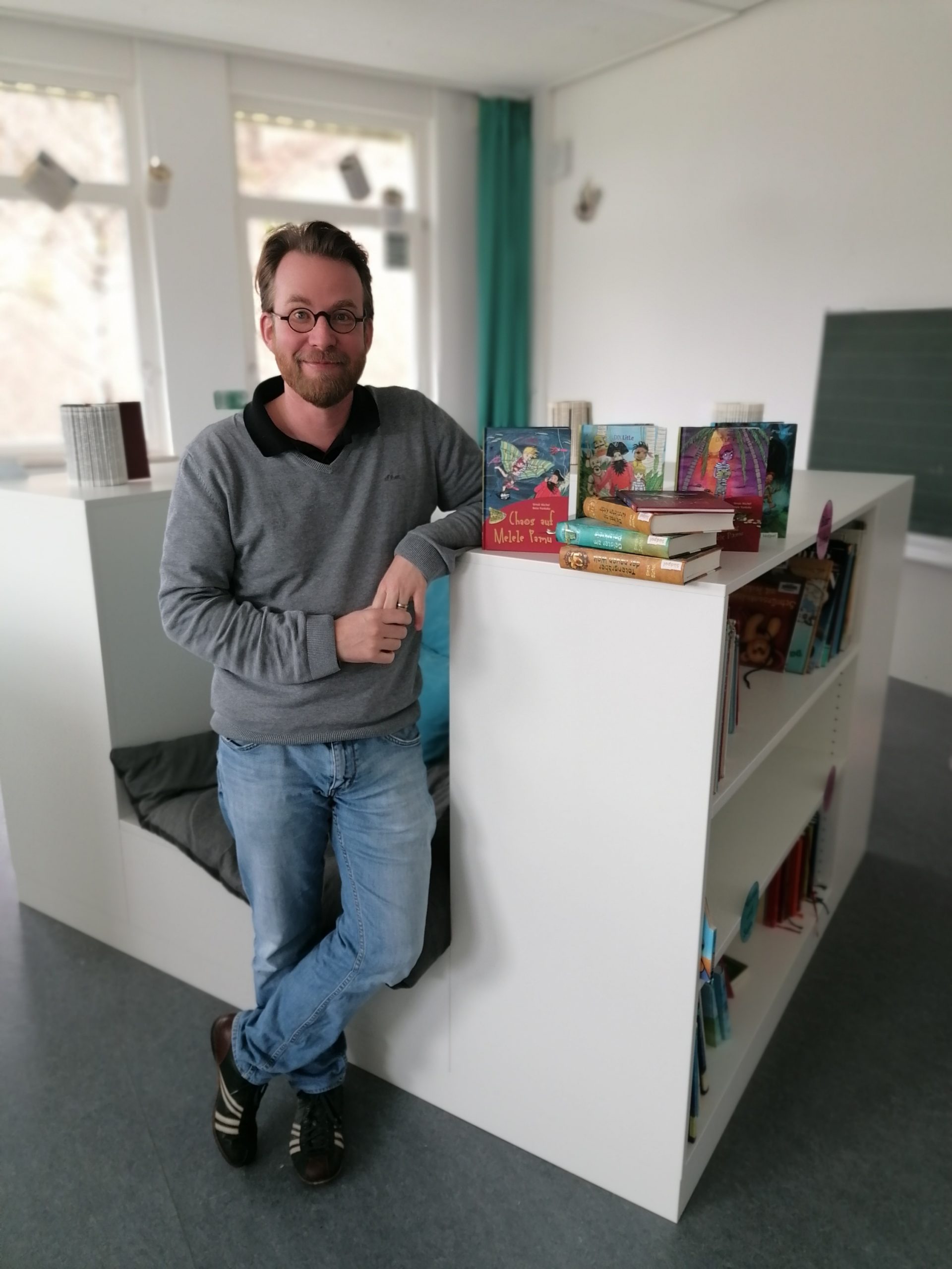 Autorenlesung mit Simak Büchel